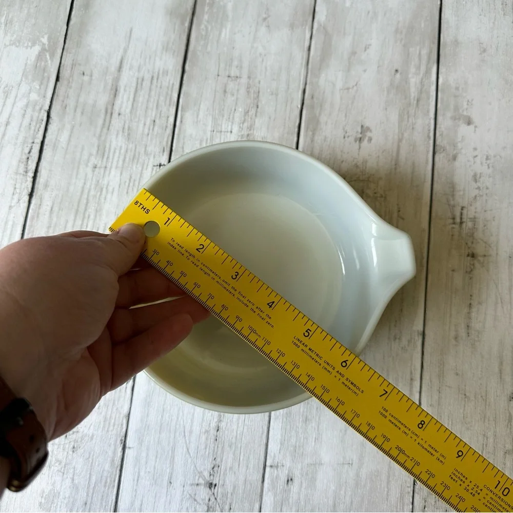 PREOWNED VINTAGE PYREX GREEN FLORAL DAISY PRINT BOWL - Picture 6 of 6